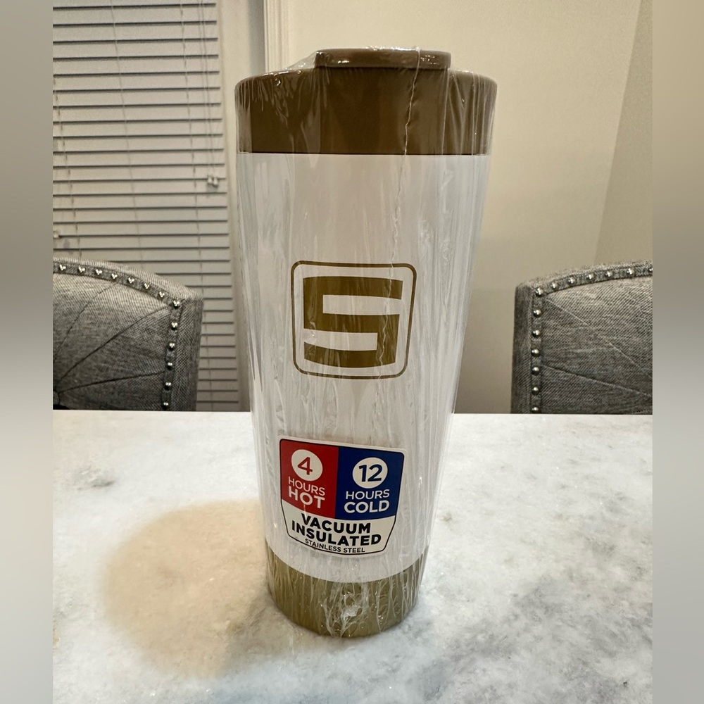 Sheetz Vacuum Insulated White/Gold Tumbler - Brand New!